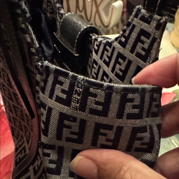Fendi Vintage Monogram Black and Gray Bag. Could not be authenticated pre 80s - Picture 11 of 15